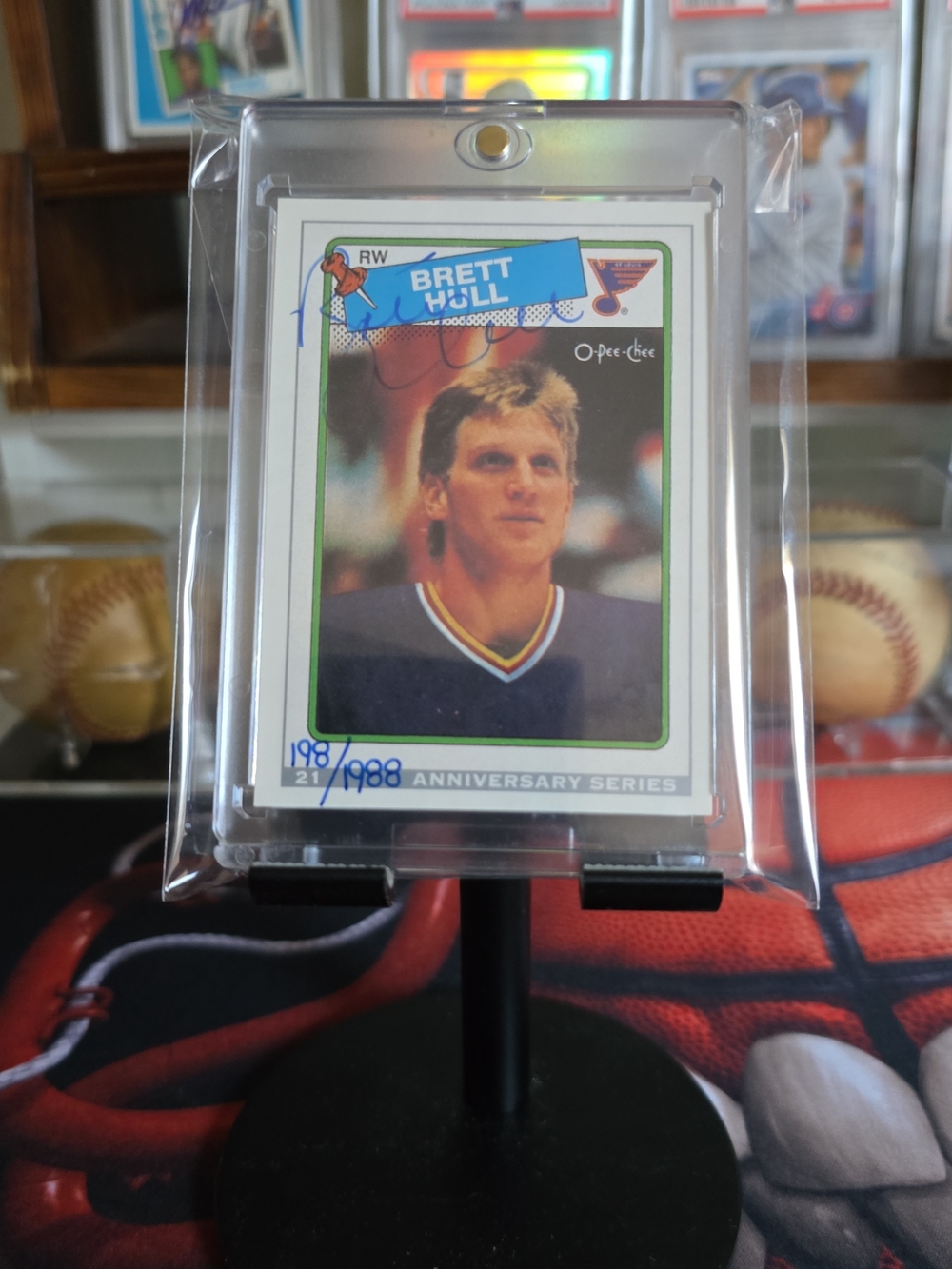 Brett Hull Signed 1992 O-Pee-Chee Anniversary Series /1988 — Score Board COA/PSA